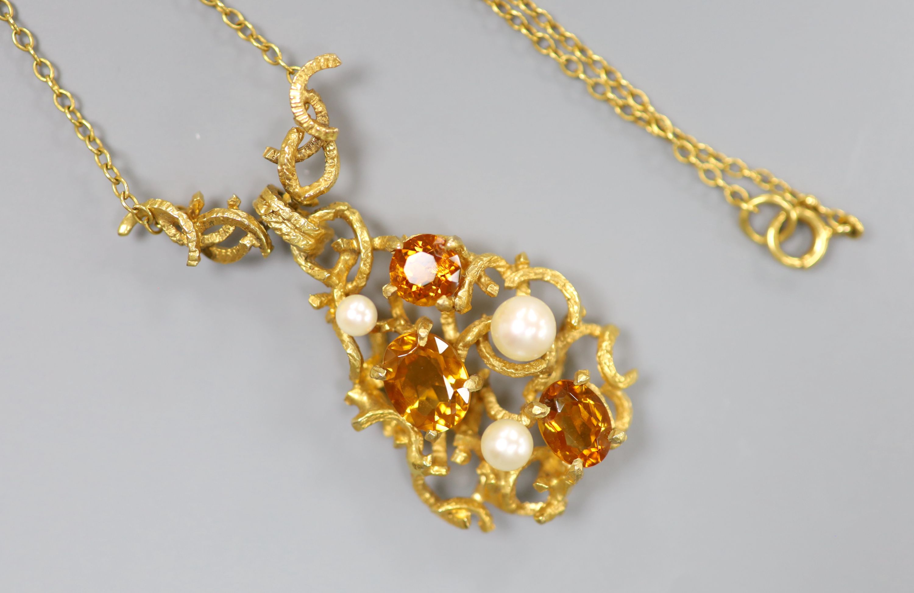 A modern 9ct gold, cultured pearl and citrine? set pendant necklace, pendant section 42mm, chain 43cm